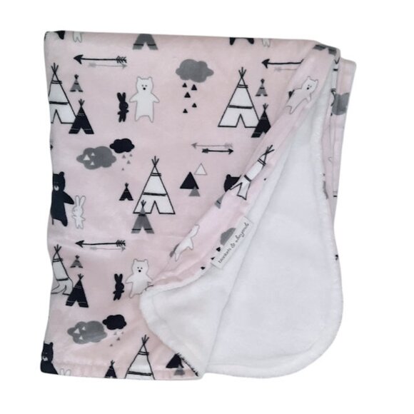 2017 Blankets & Beyond Bear Teepee Arrow Pink Security Lovey Blanket 29" X 26" - Picture 2 of 5